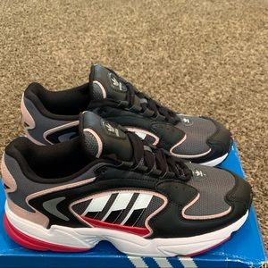 New Women’s Adidas